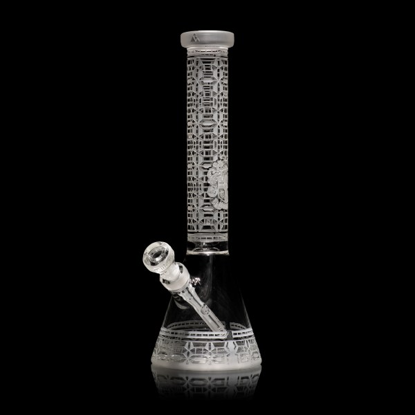 MK-1010_B Obtuse: Regency 16" Clear Beaker Bong